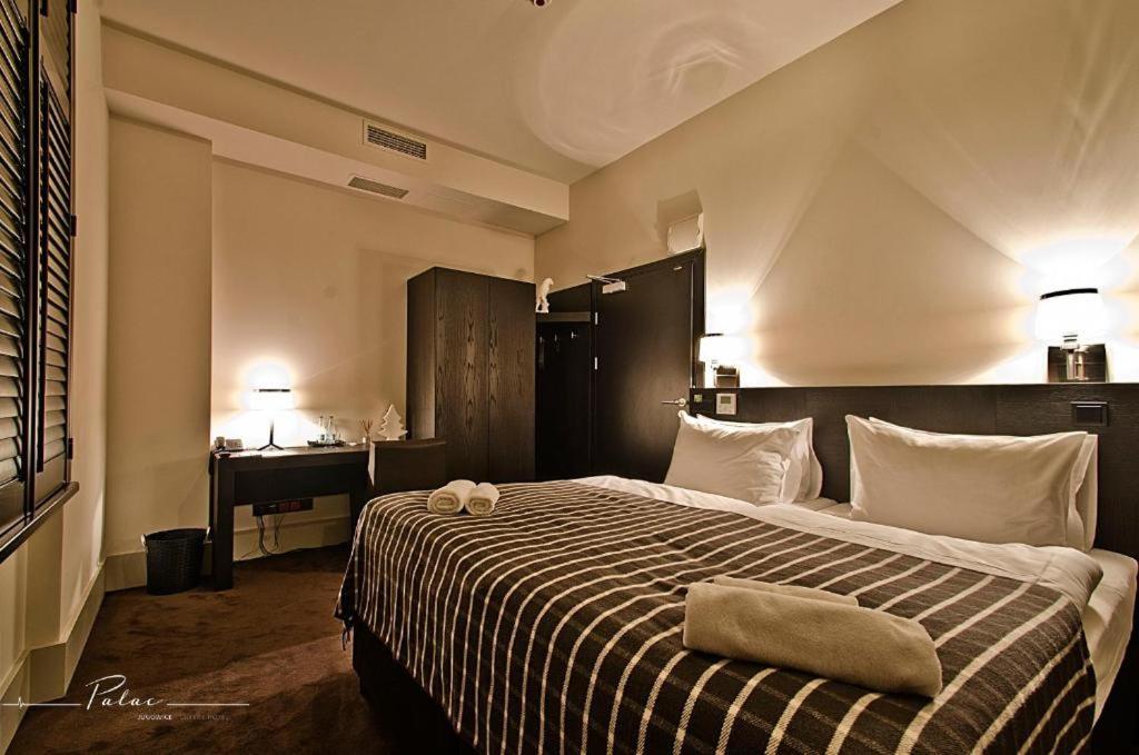 Hotel Palac Jugowice Walbrzych Bagian luar foto