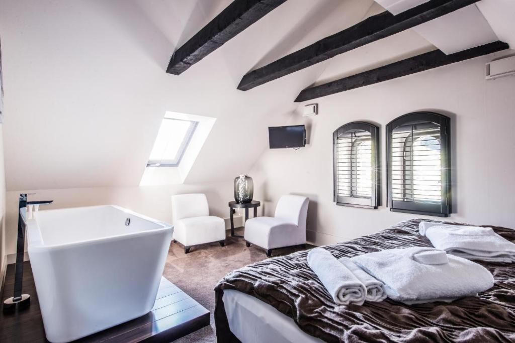 Hotel Palac Jugowice Walbrzych Bagian luar foto