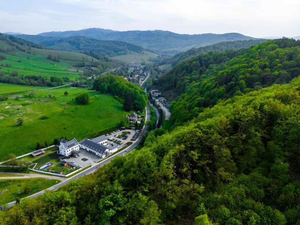 Hotel Palac Jugowice Walbrzych Bagian luar foto