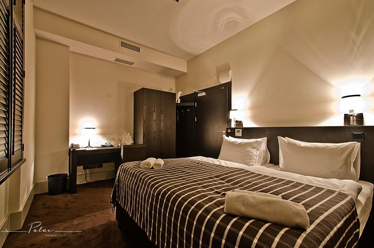 Hotel Palac Jugowice Walbrzych Bagian luar foto
