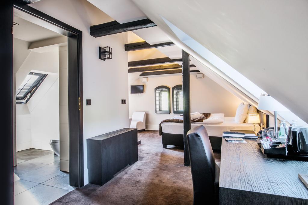 Hotel Palac Jugowice Walbrzych Bagian luar foto