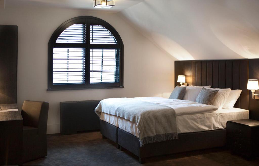Hotel Palac Jugowice Walbrzych Ruang foto
