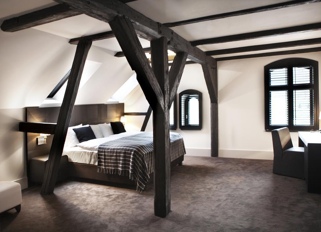 Hotel Palac Jugowice Walbrzych Bagian luar foto
